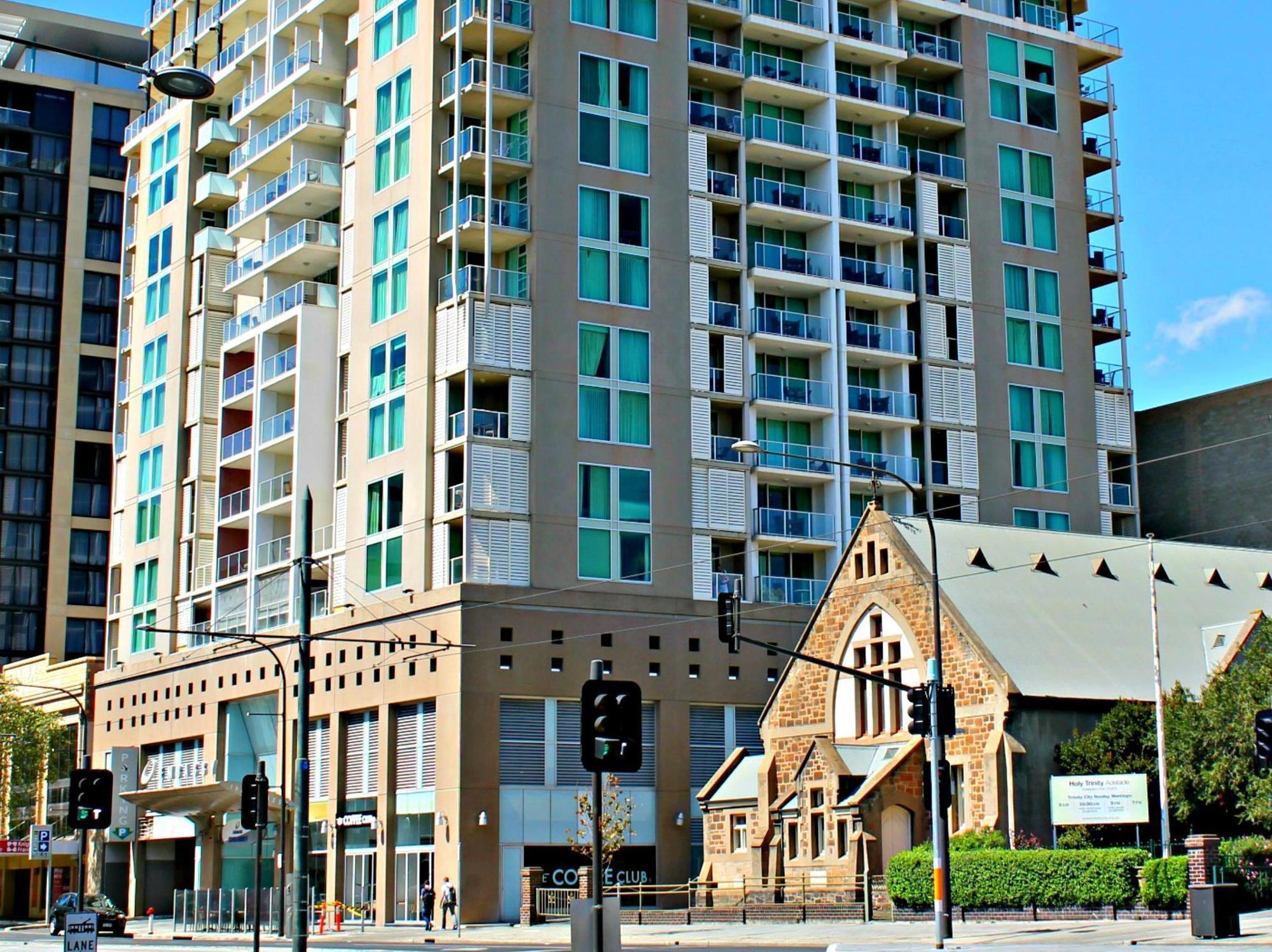 Adelaide Dress Circle Apartments - North Terrace Ngoại thất bức ảnh